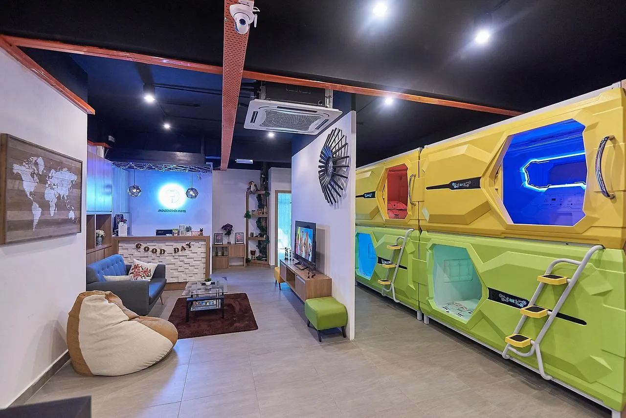Capsule hotel Jk Capsule Hostel Kota Kinabalu